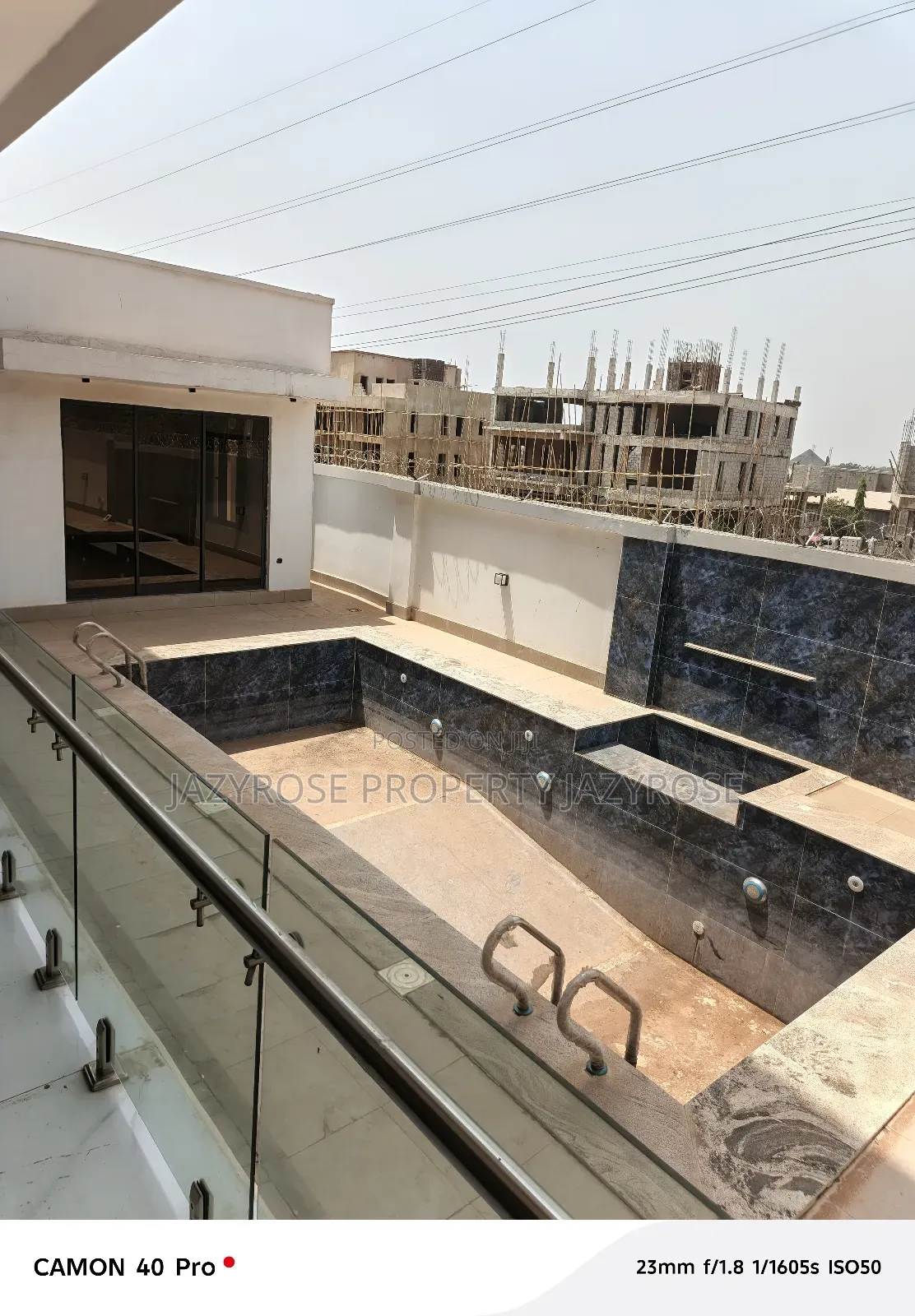 8bdrm Mansion in Asokoro for rent