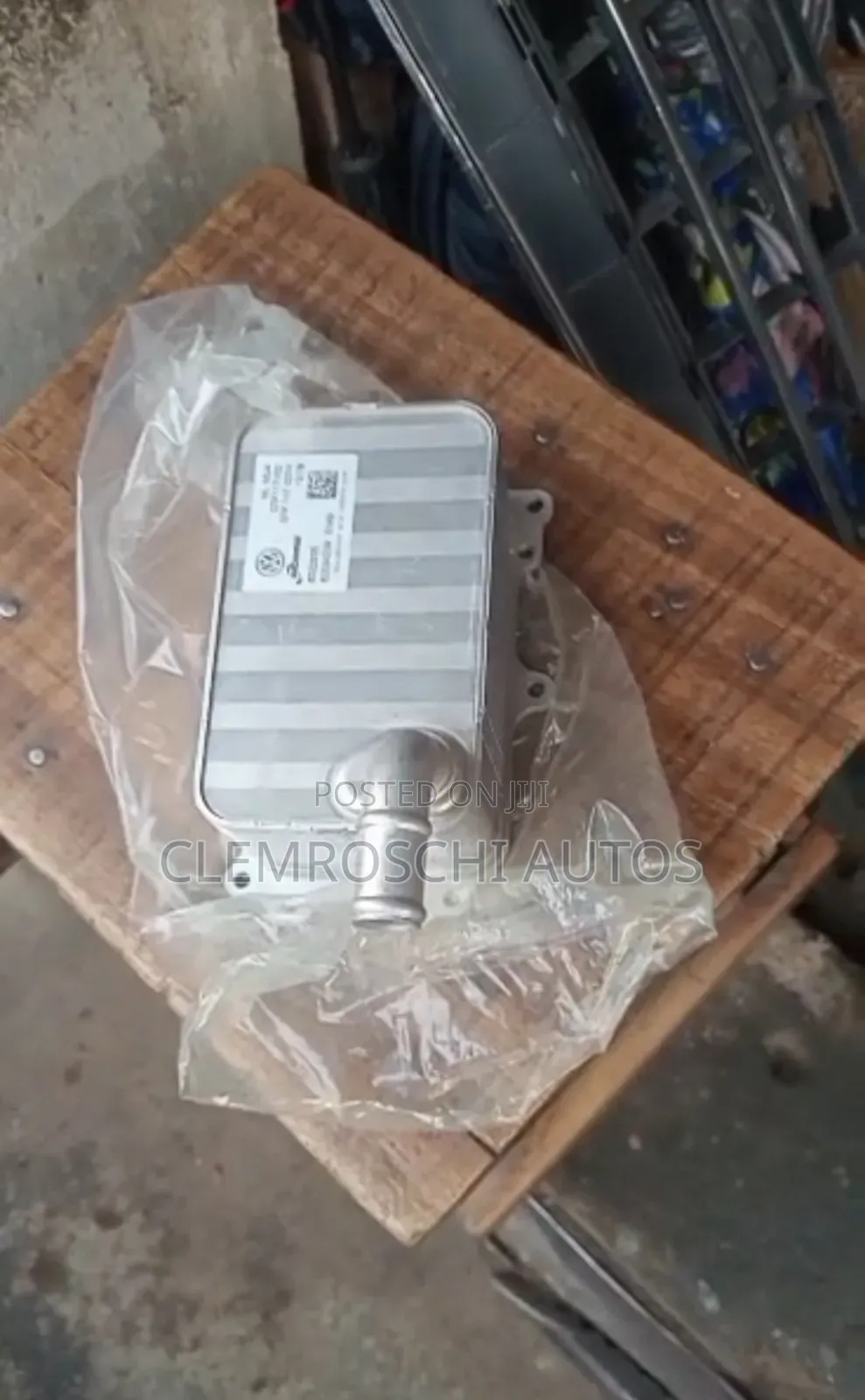High Quality Certified Brand New Oil Coolant Bentley Bentayga