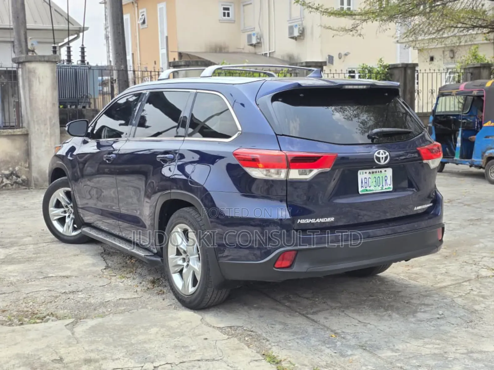 Toyota Highlander 2016 Blue