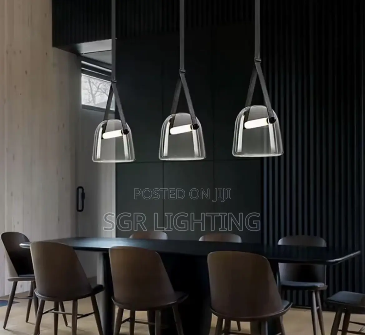 Modern Mona Glass Pendant