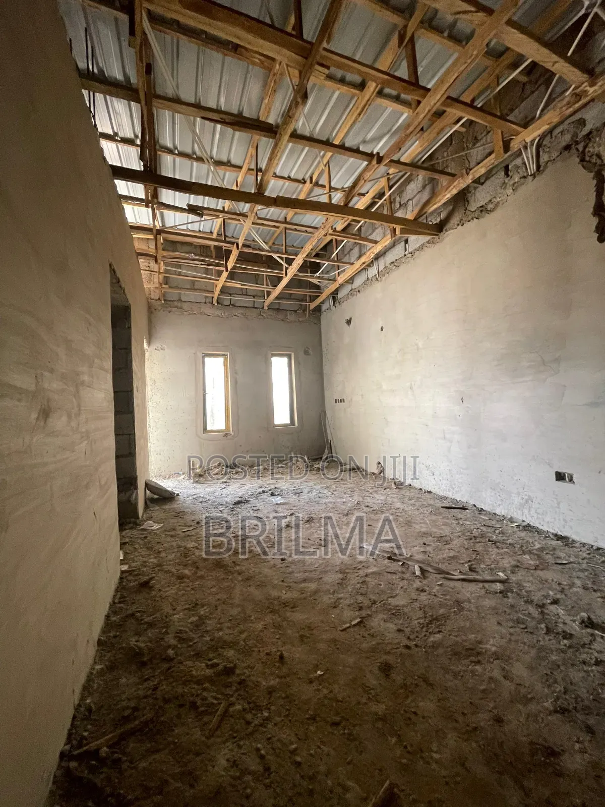 3bdrm Block of Flats in Mabushi for sale