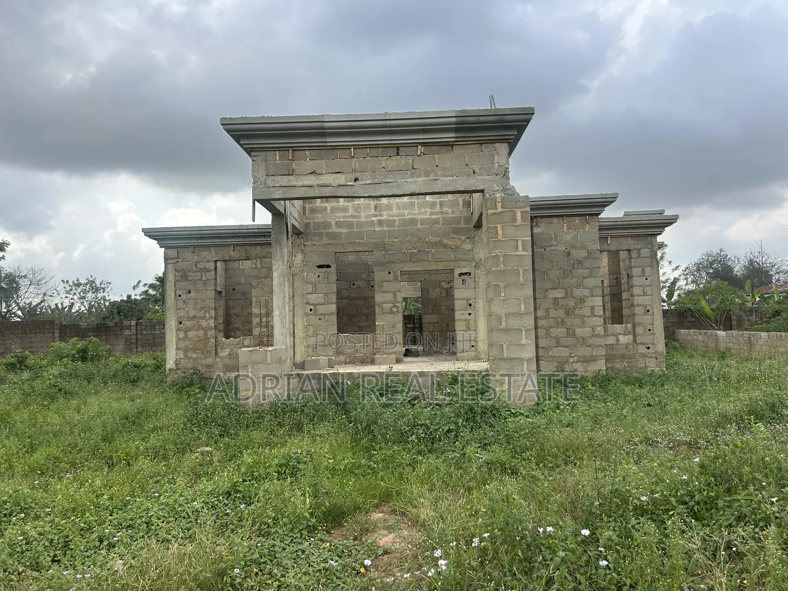 4bdrm Bungalow in Fadahunsi Estate, Ilesa for sale