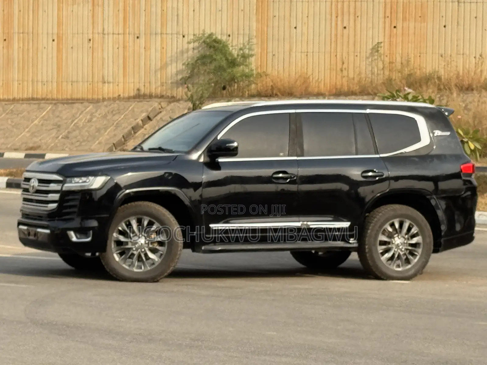 Toyota Land Cruiser 2022 Black