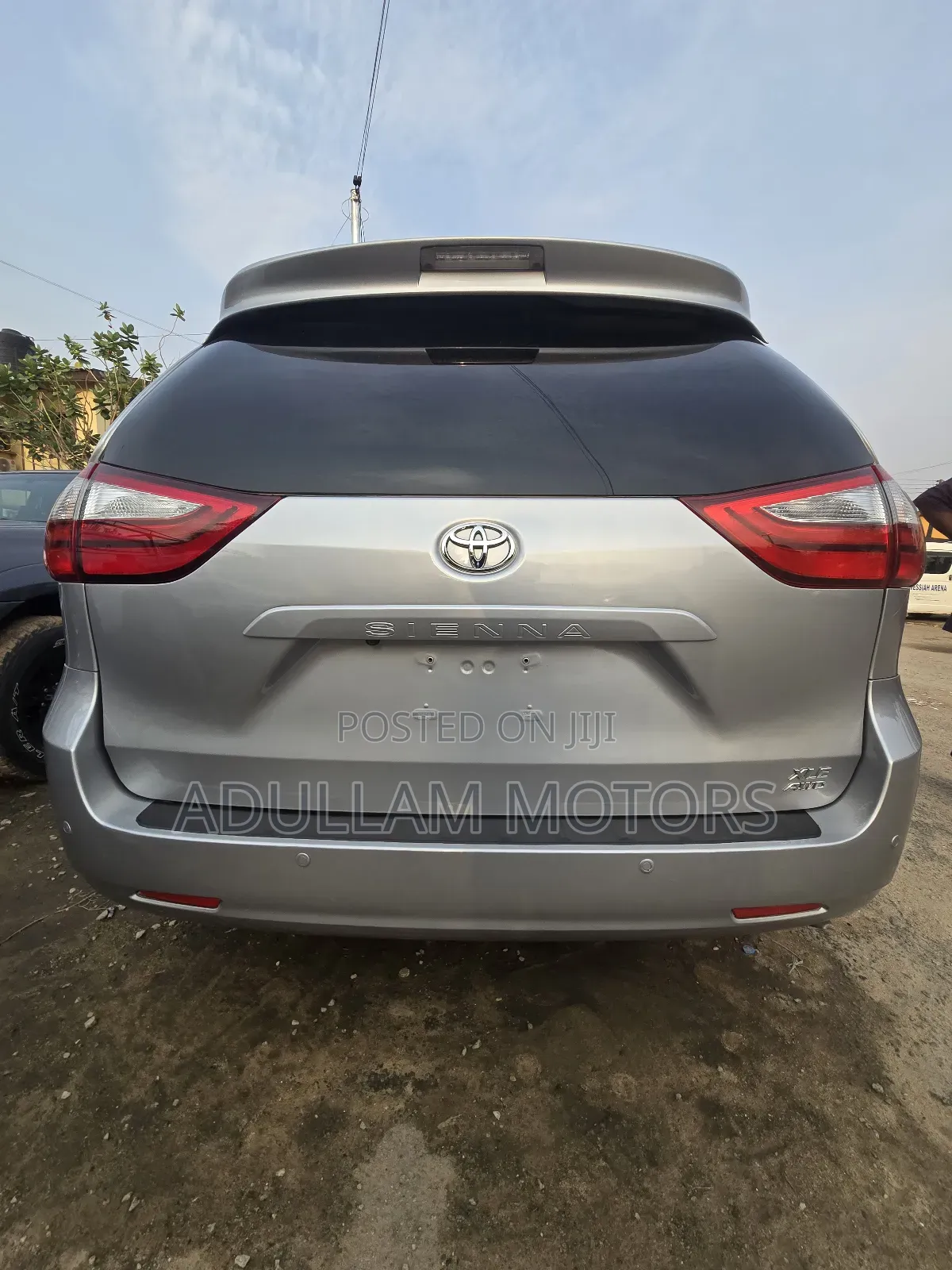 Toyota Sienna Limited 7 Passenger (3.5L 6cyl 8A) 2017 Silver
