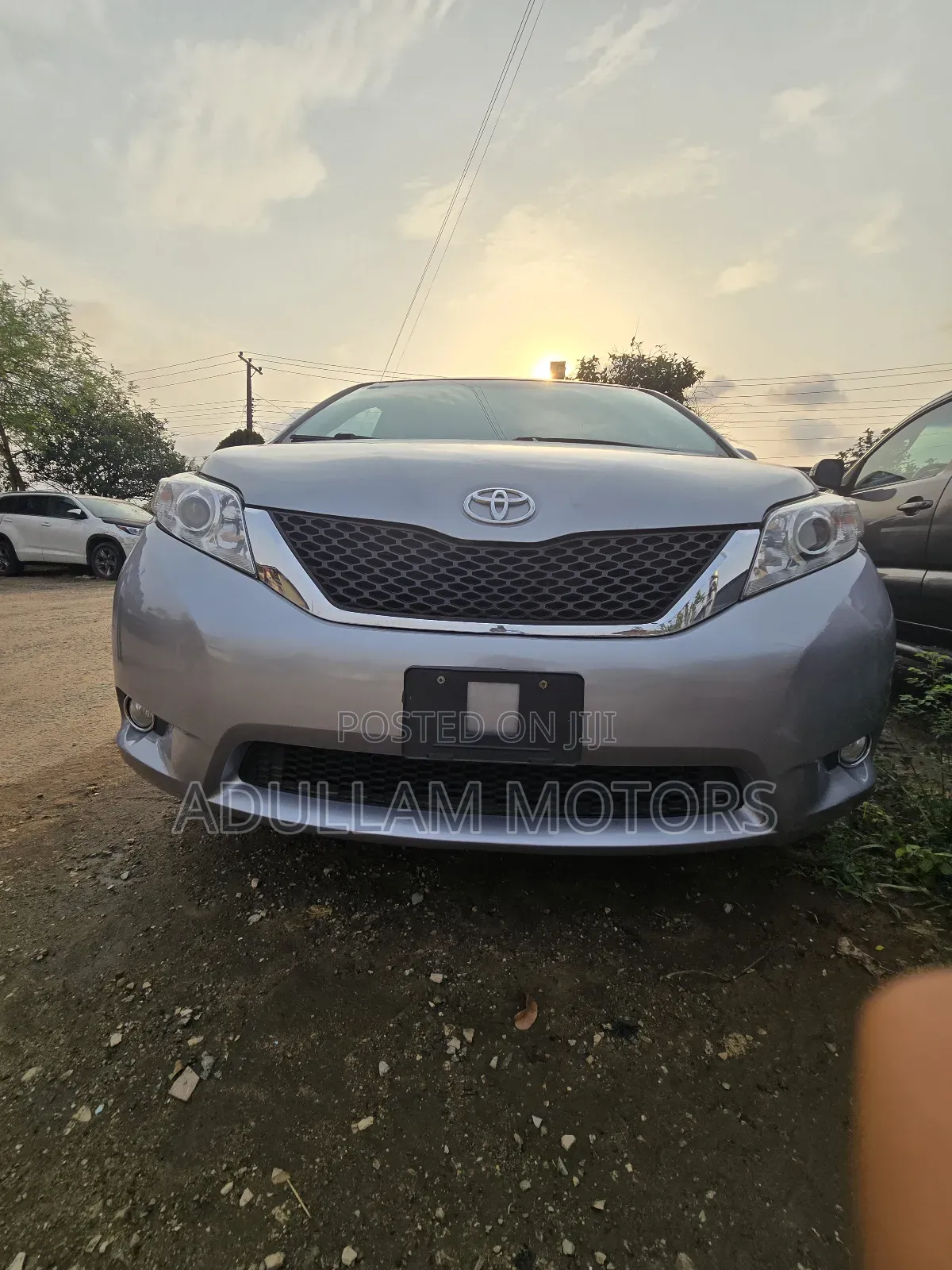 Toyota Sienna Limited 7 Passenger (3.5L 6cyl 8A) 2017 Silver
