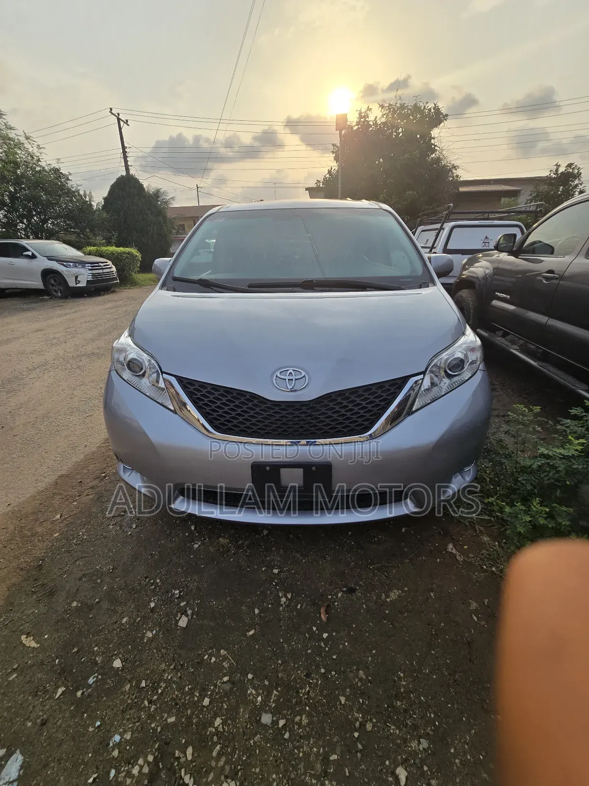 Toyota Sienna Limited 7 Passenger (3.5L 6cyl 8A) 2017 Silver