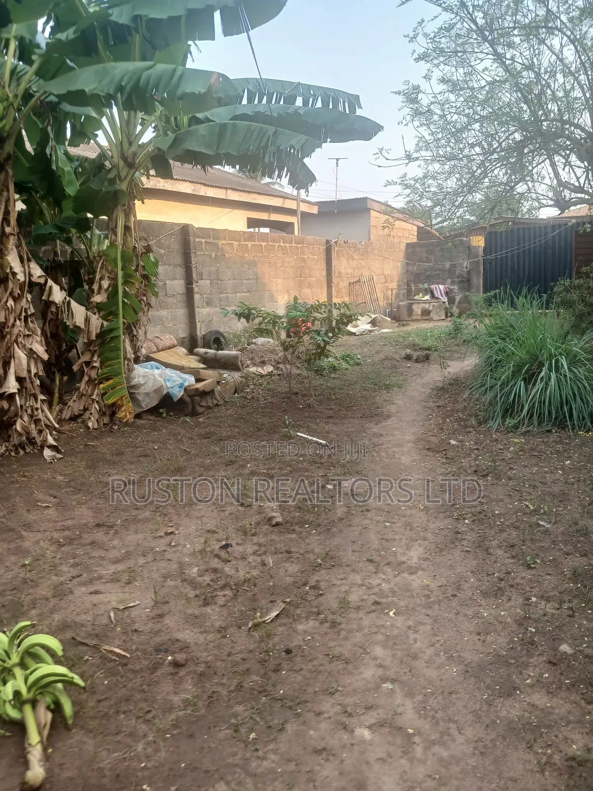 4bdrm Bungalow in Ayobo for sale