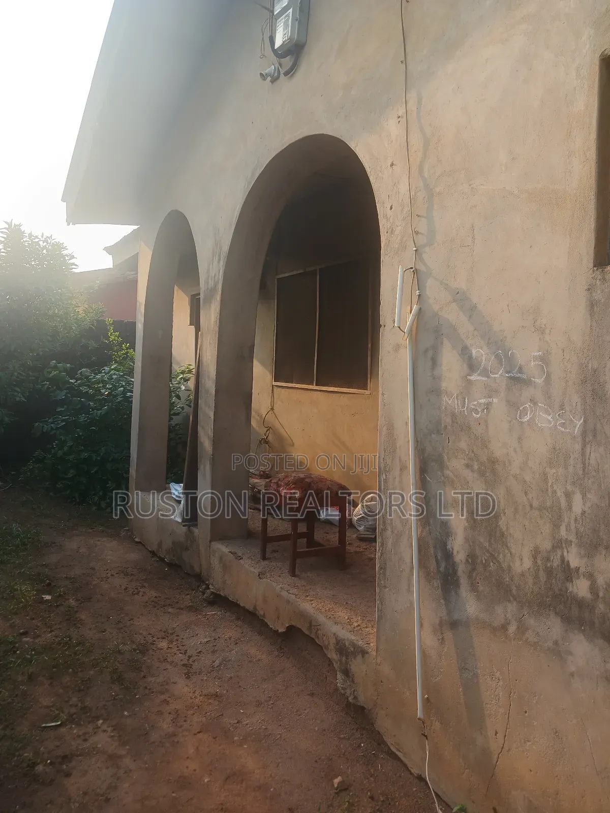 4bdrm Bungalow in Ayobo for sale