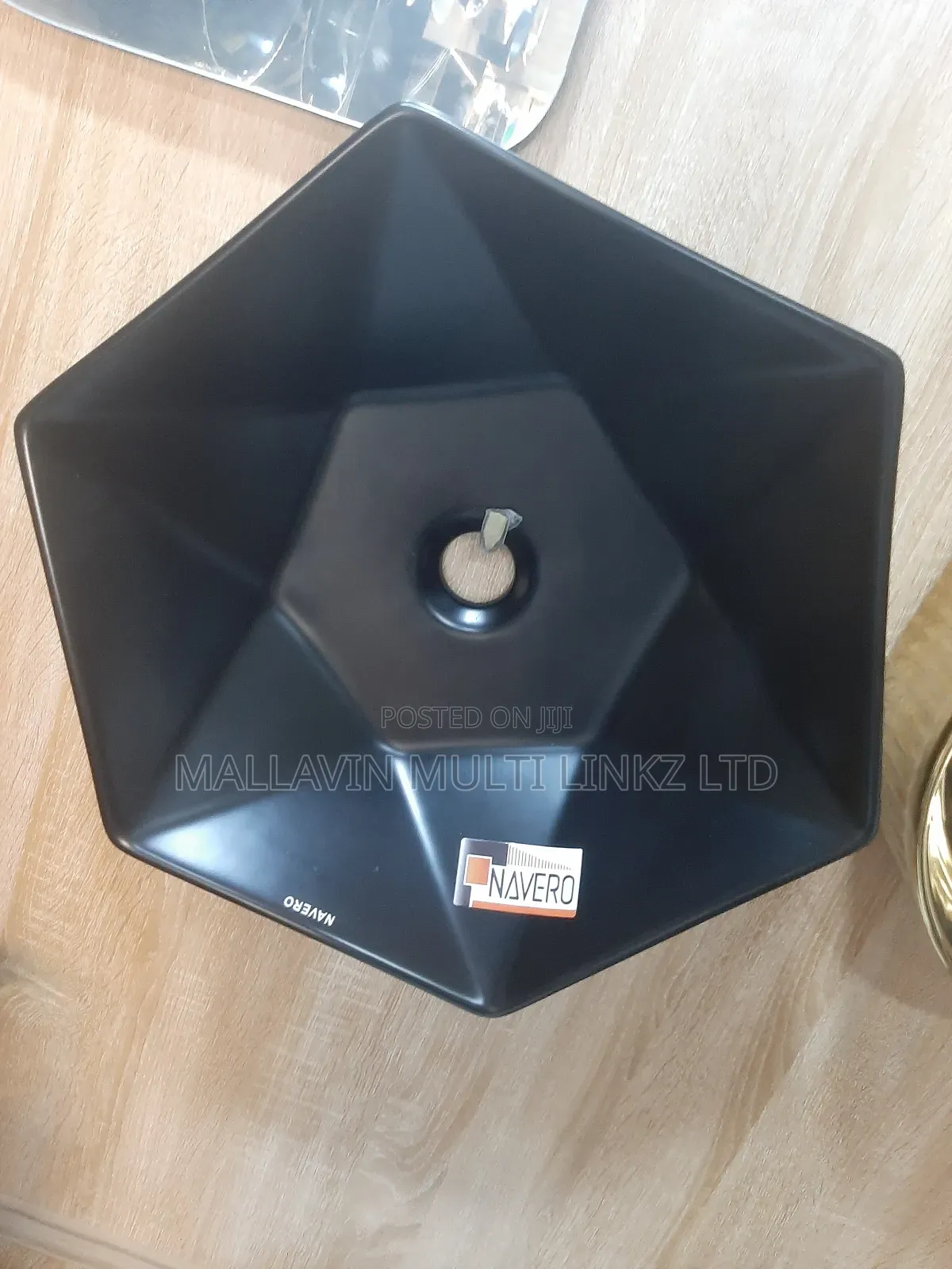 Black Wash Hand Basin