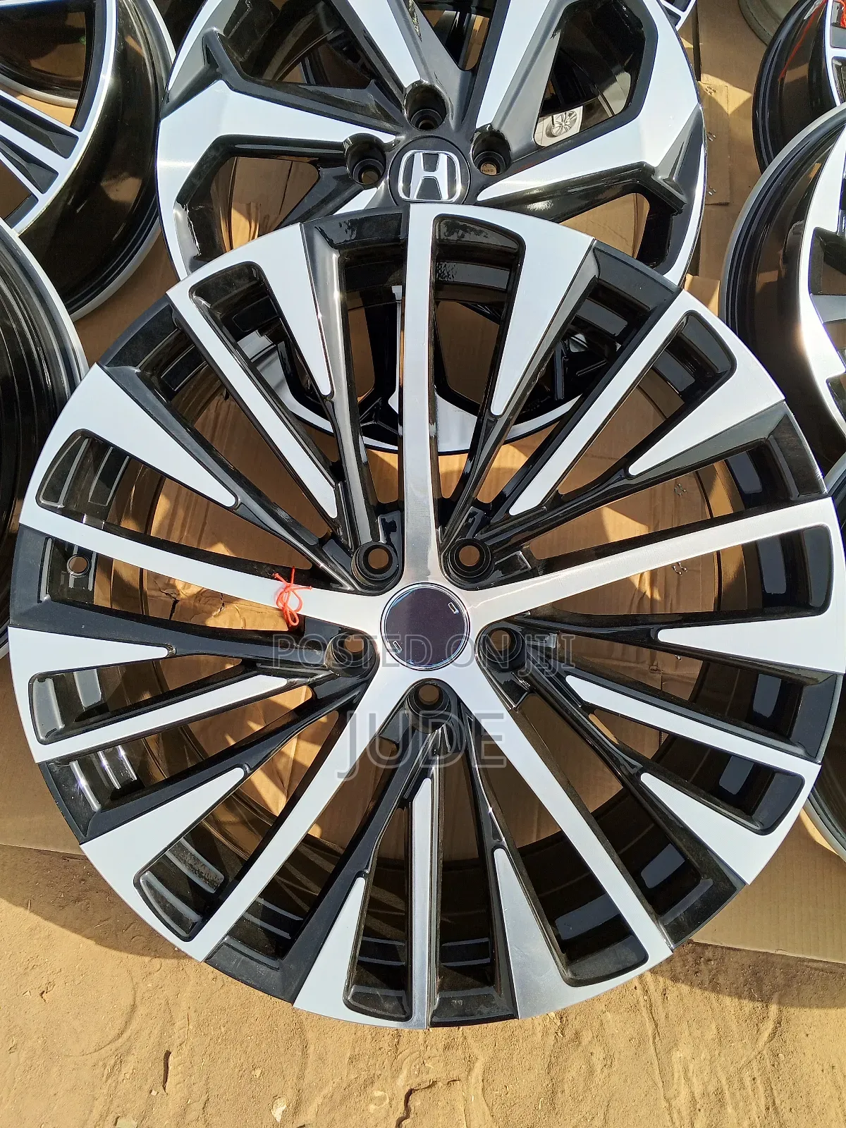Quality Dubai Standard Rims Are Available at Affordable Prices