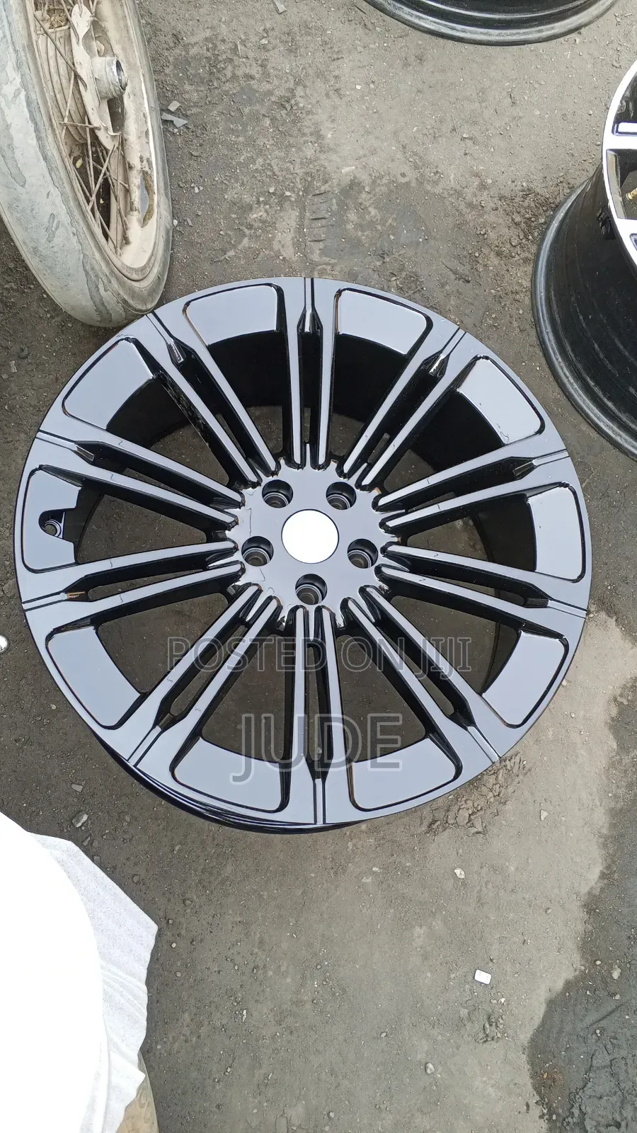 Quality Dubai Standard Rims Are Available at Affordable Prices