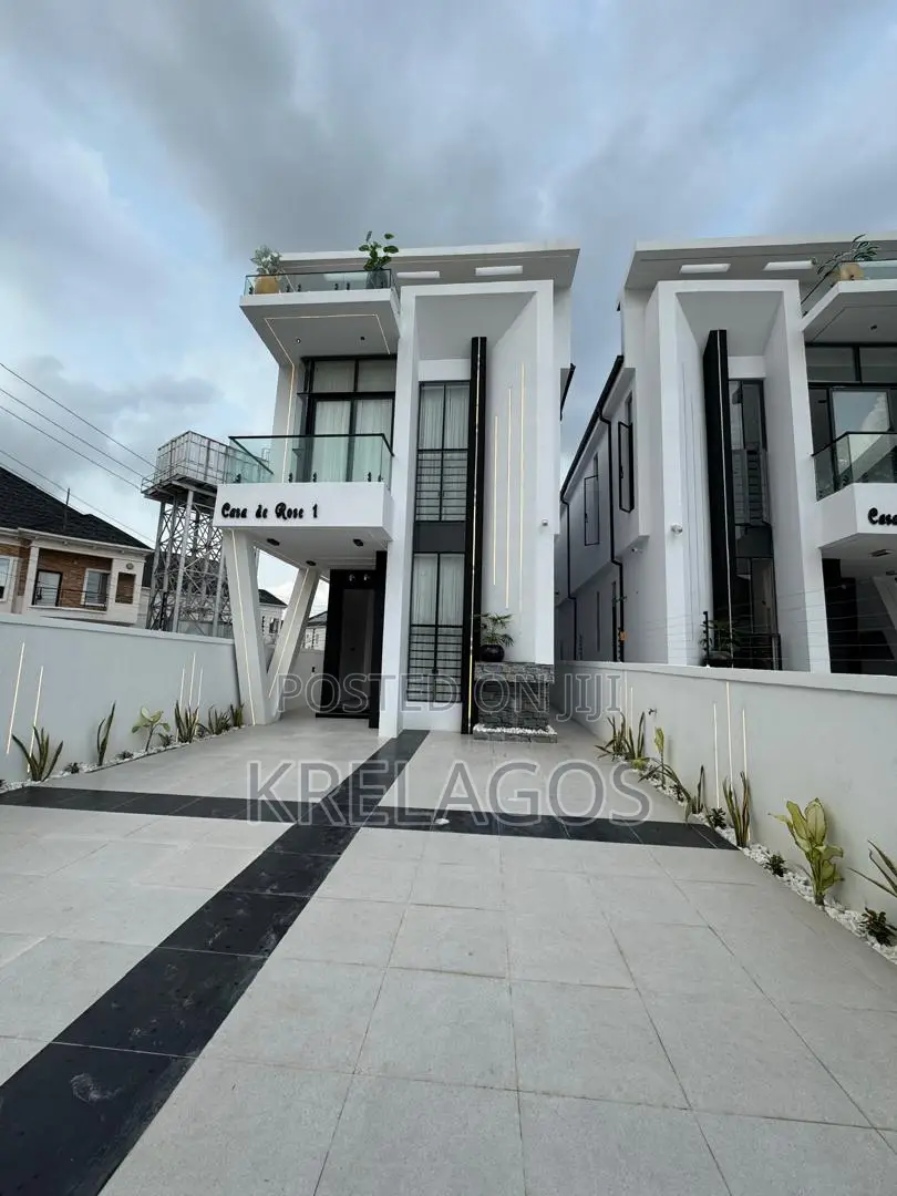 5bdrm House in Ikota for sale