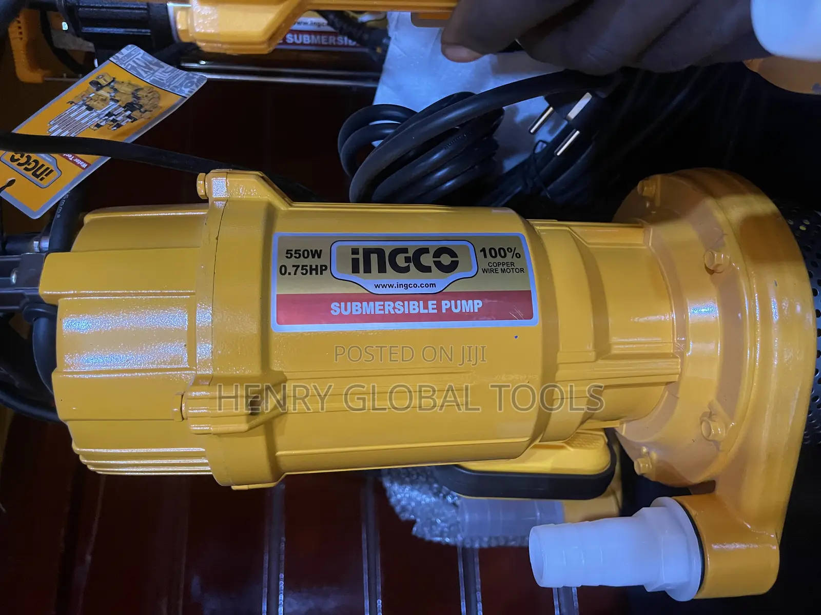 550w 0.75hp Ingco Submersible Water Pump