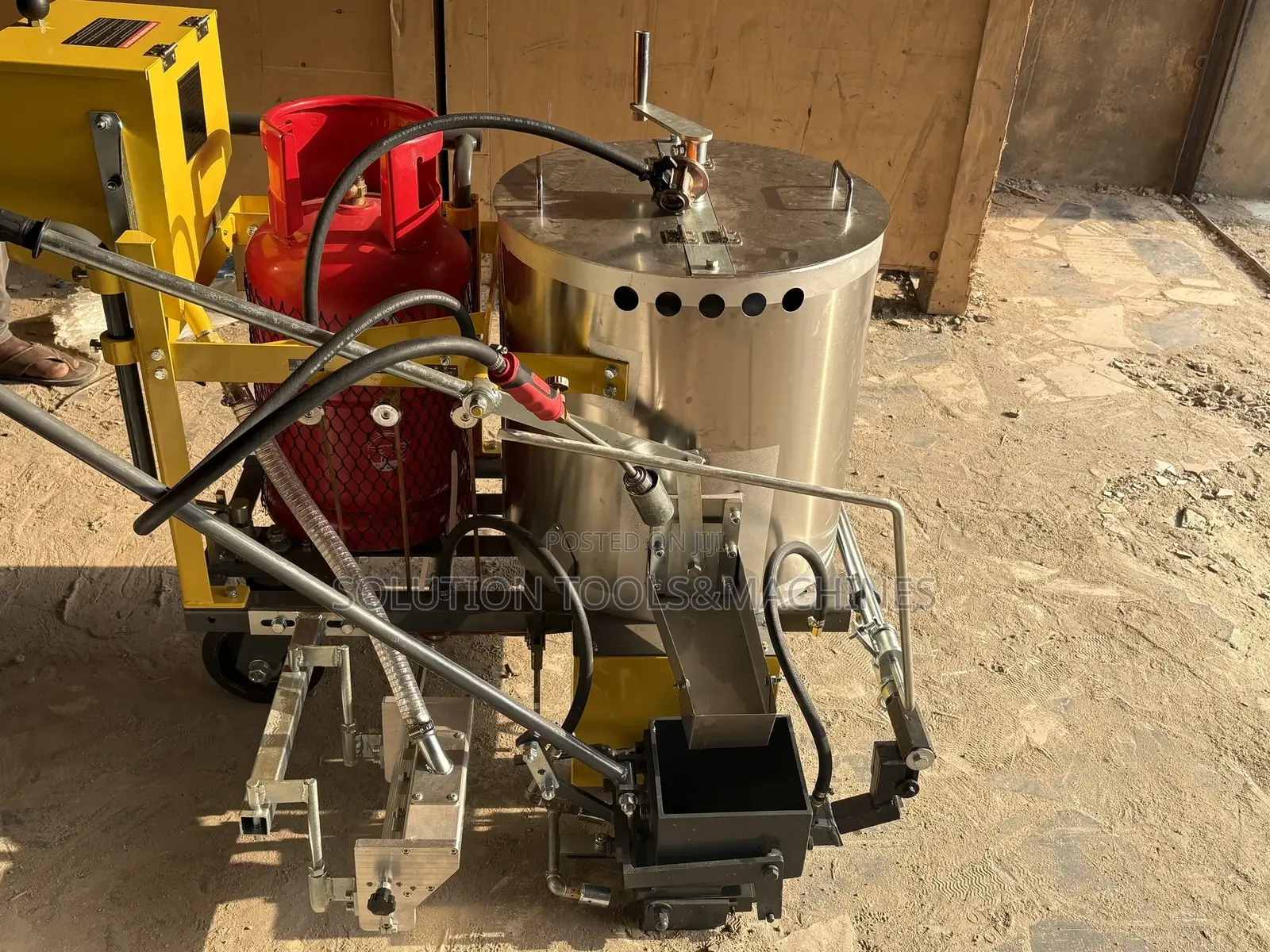 Thermoplastic Road Marking Machine