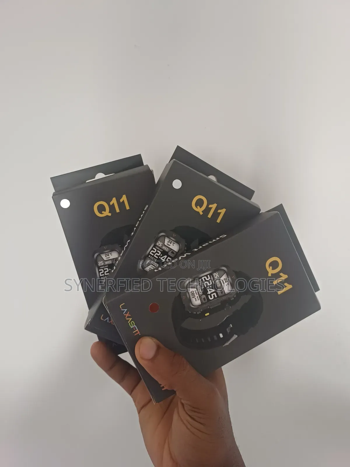 Q11 Sports Fitness Tracker Smart Watches for Men