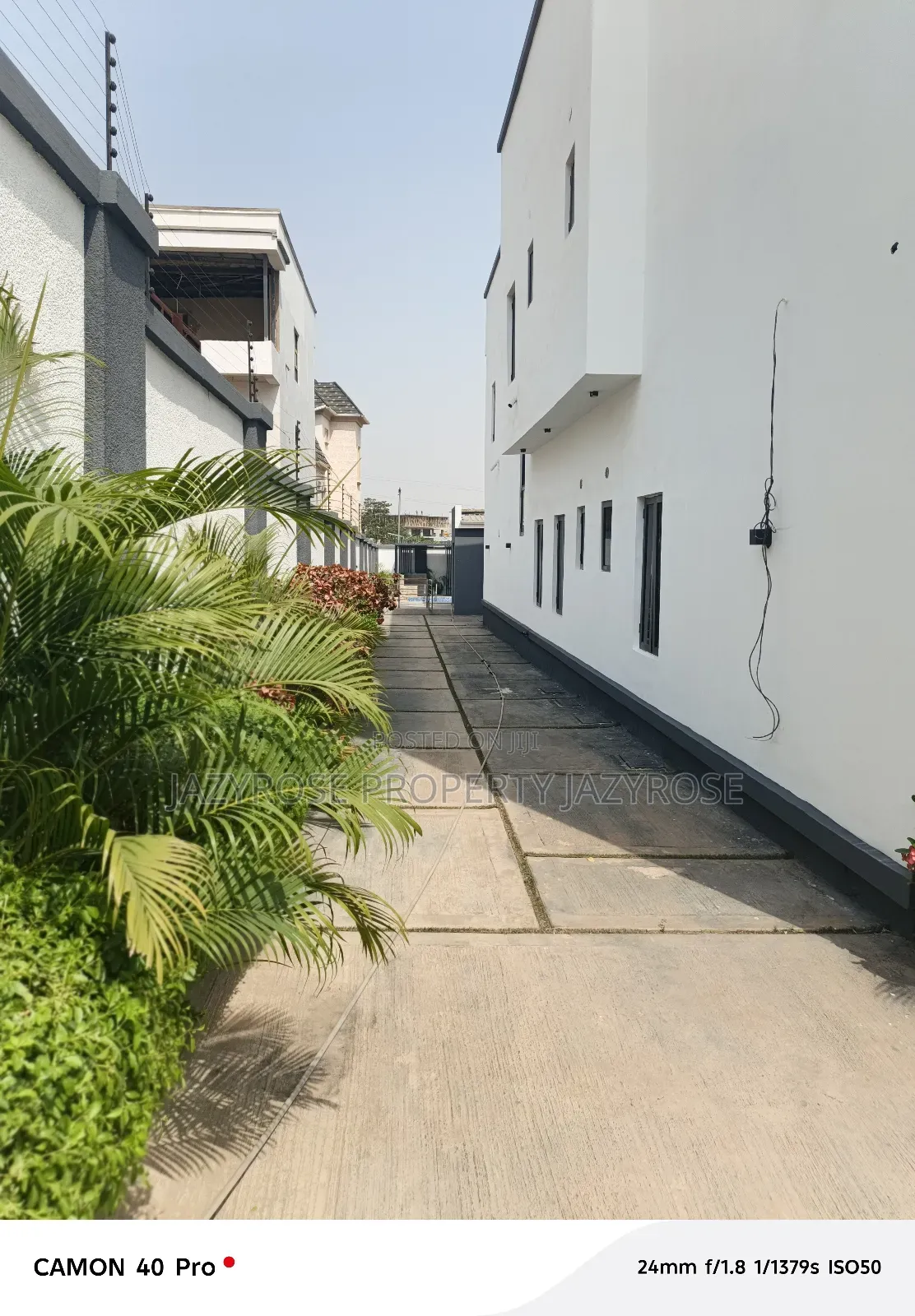 5bdrm Duplex in Guzape District for sale
