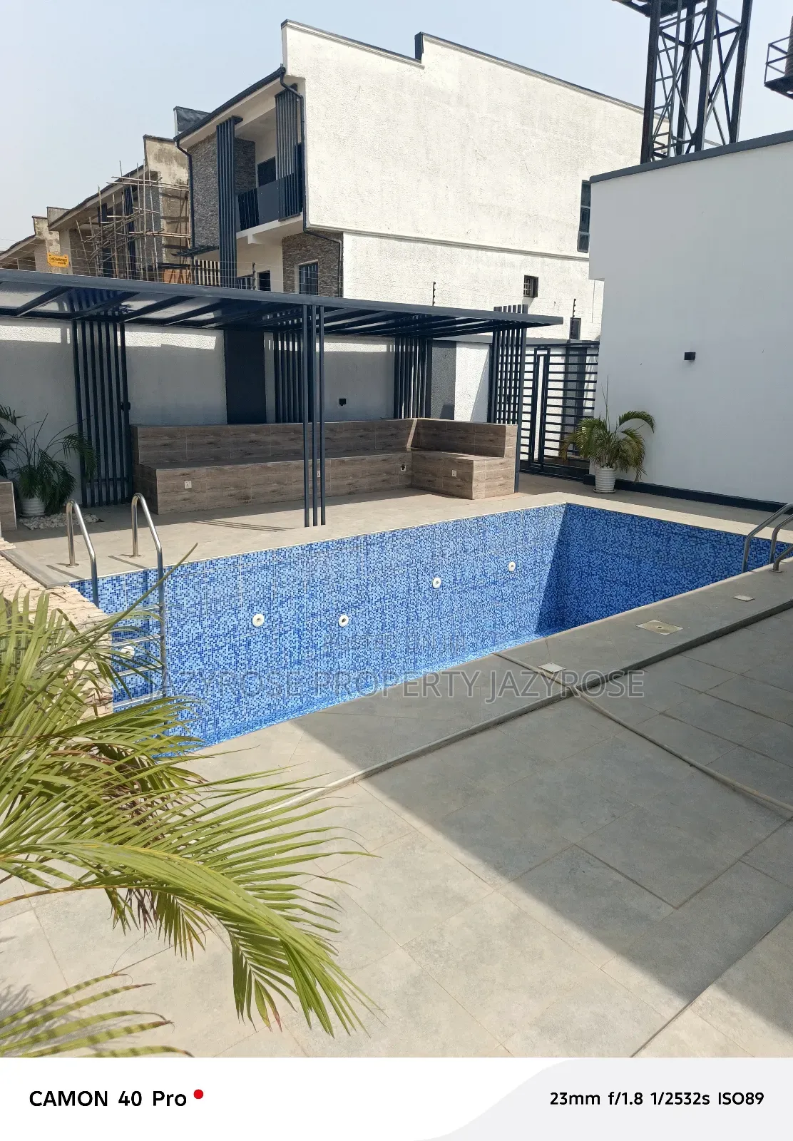 5bdrm Duplex in Guzape District for sale