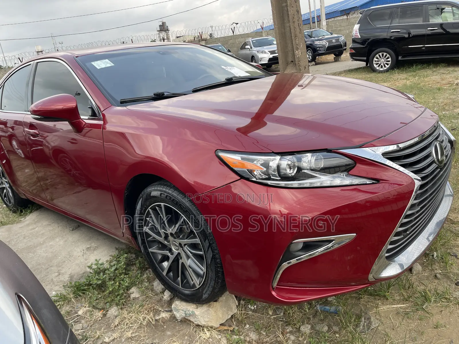 Lexus ES 350 FWD 2017 Red