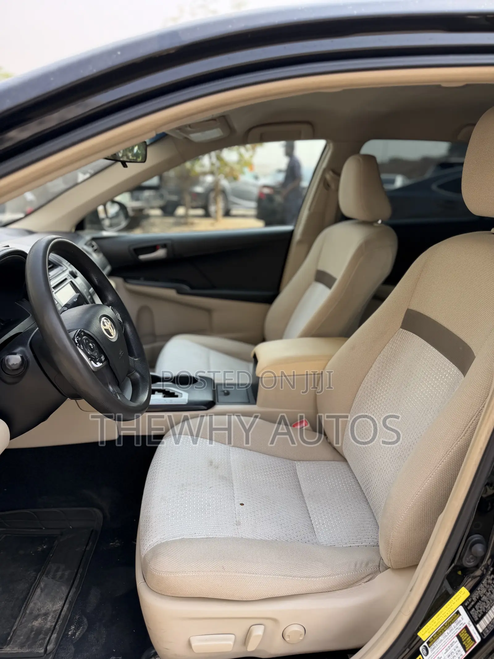 Toyota Camry LE 4dr Sedan (2.5L 4cyl 6A) 2012 Black