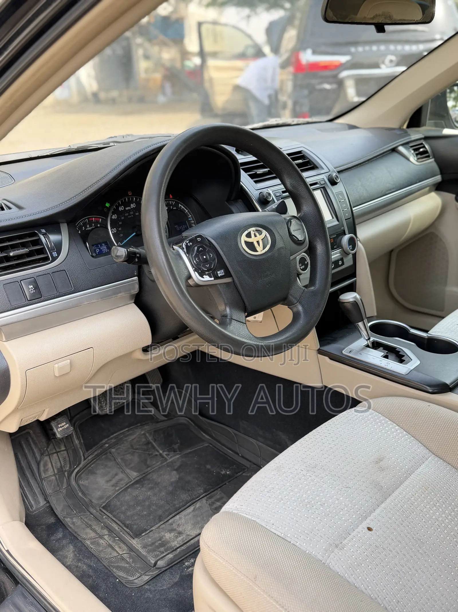 Toyota Camry LE 4dr Sedan (2.5L 4cyl 6A) 2012 Black