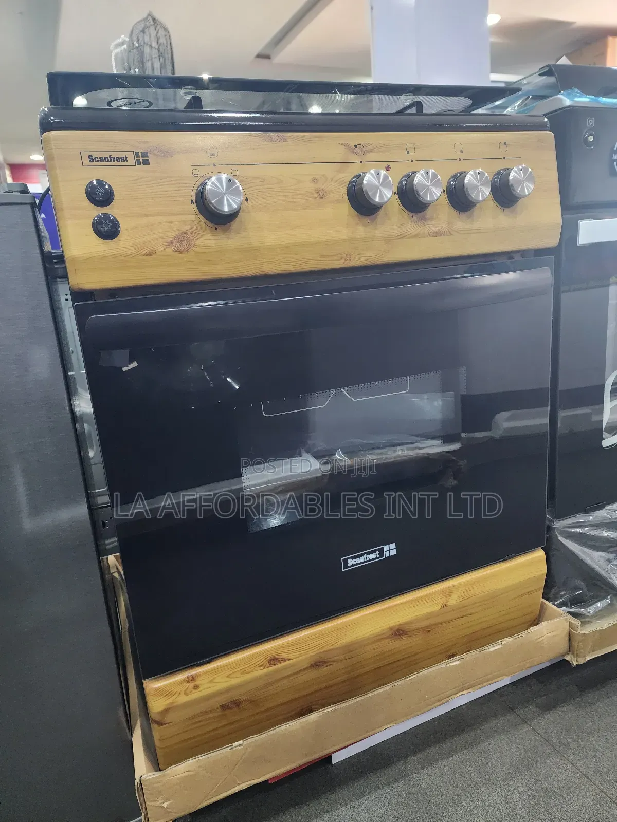 Scanfrost 60x60 3 Burner, 1 Electric Gas/Electric Cooker