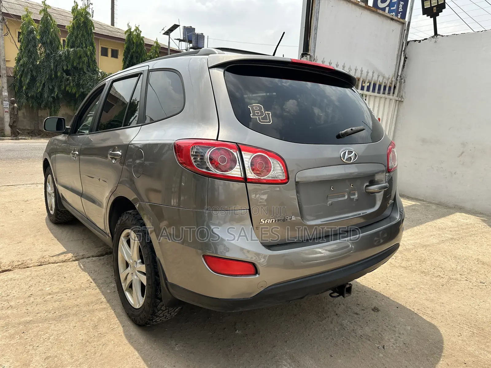 Hyundai Santa Fe Limited 2012 Gray