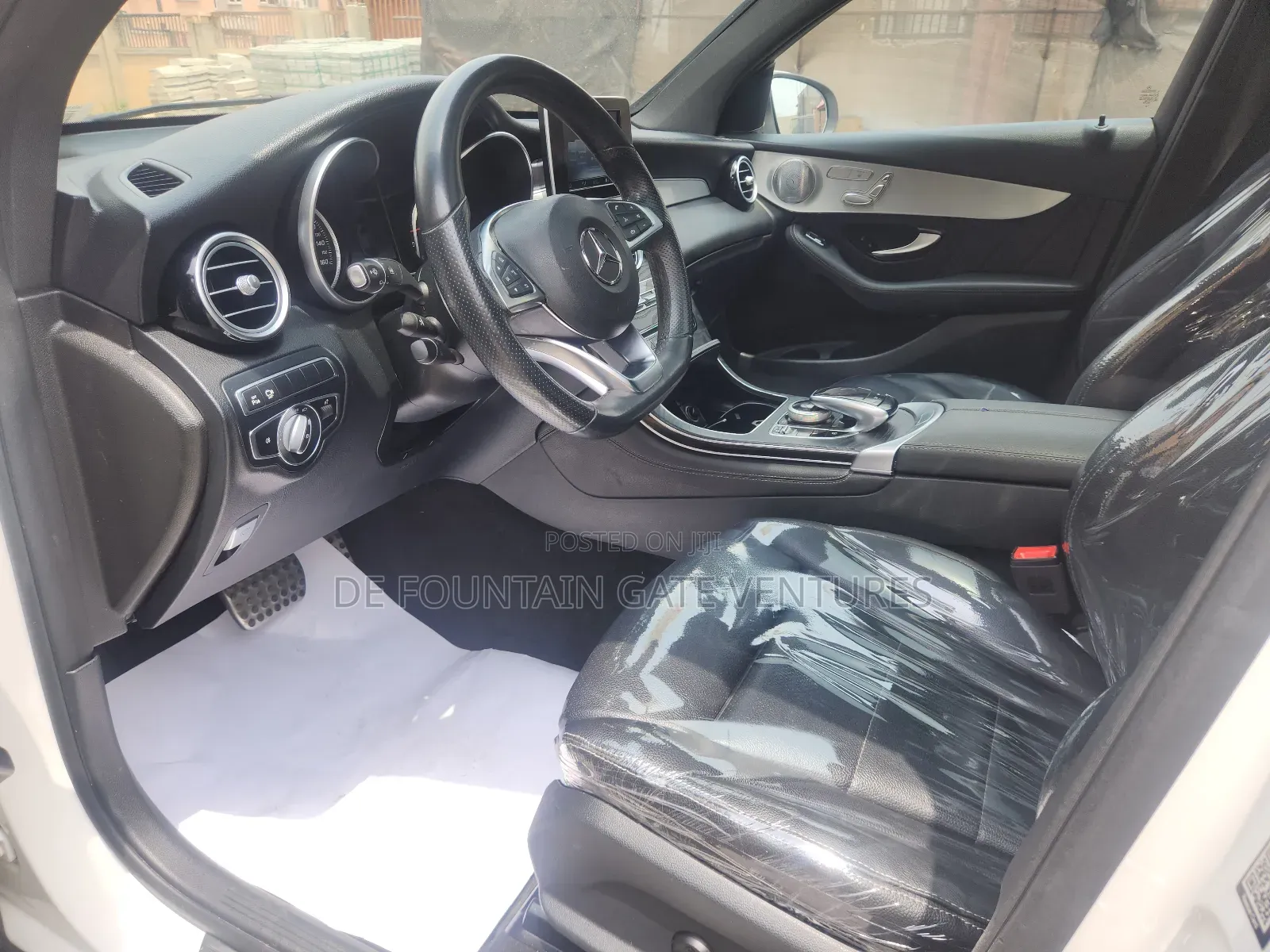 Mercedes-Benz GLC-Class 2019 White