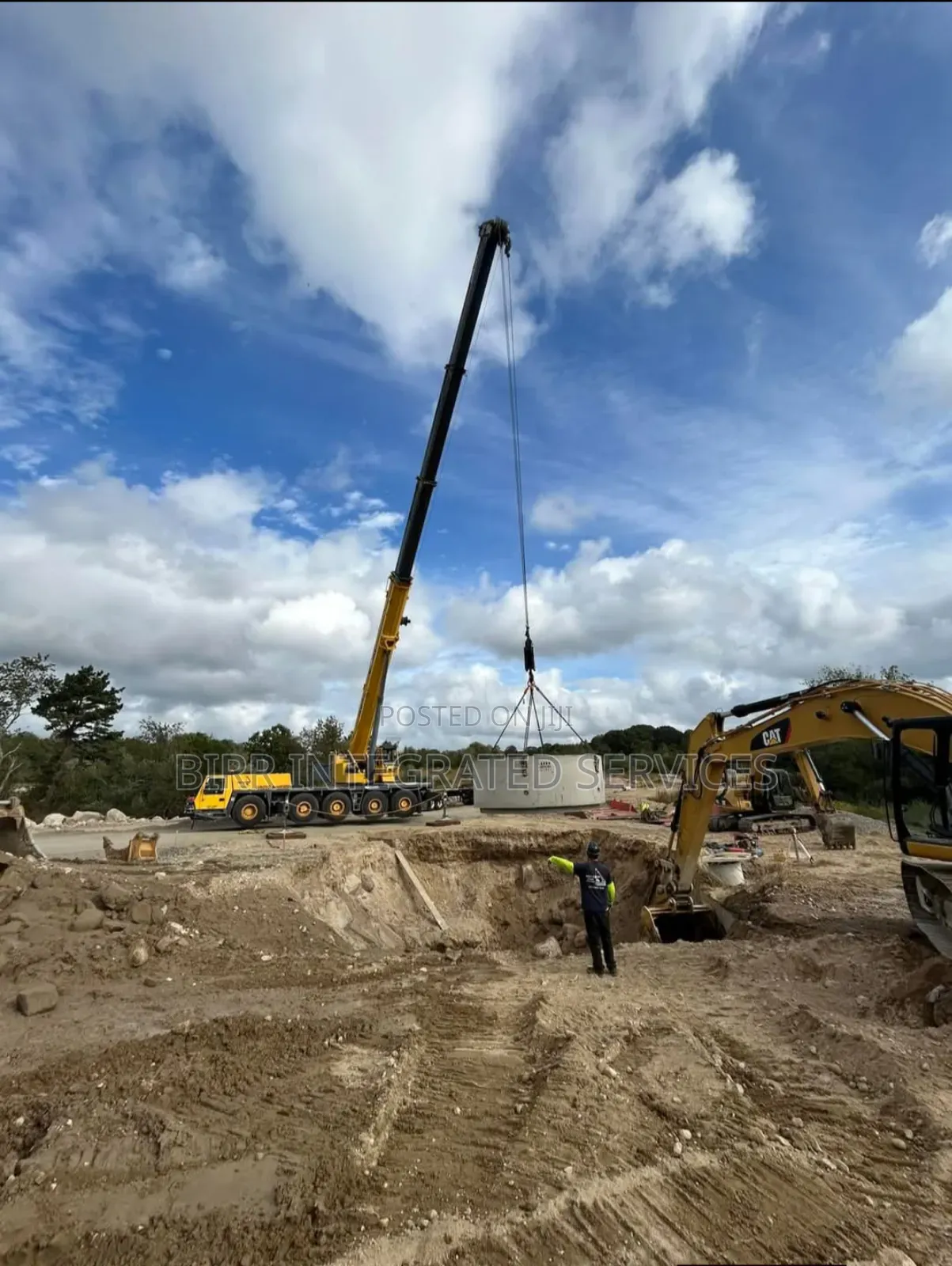 Crane Hire, Low Bed Rental, Heavy Duty Equipment
