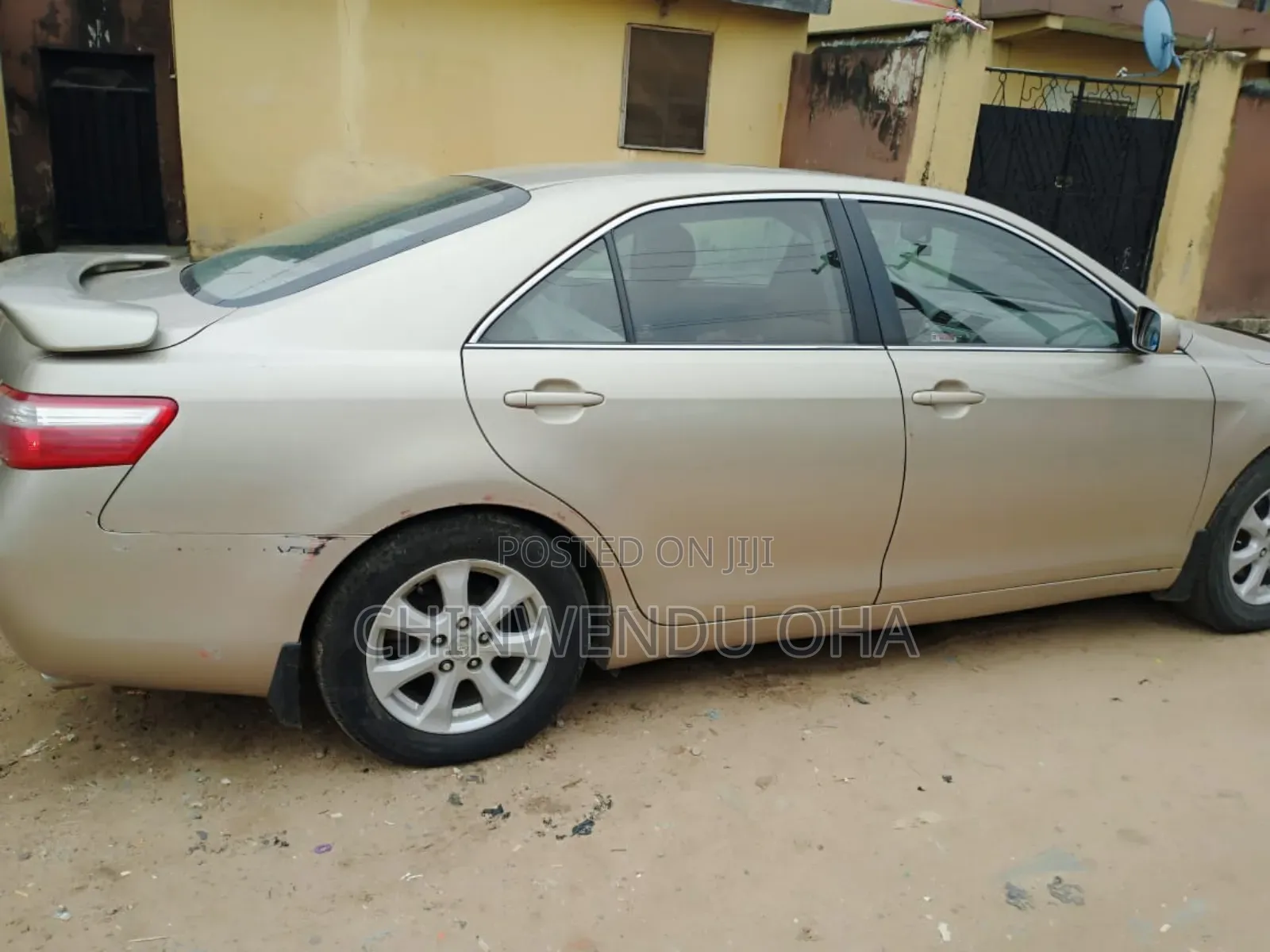 Toyota Camry 2008 Gold