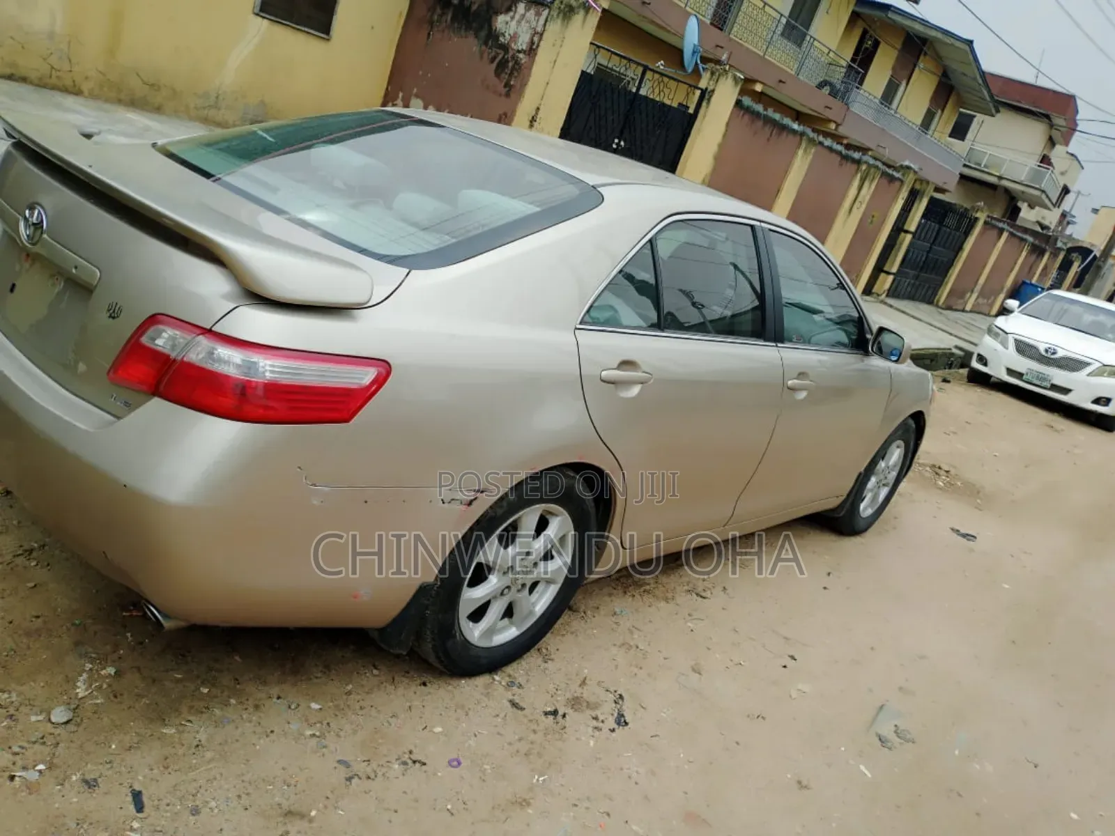 Toyota Camry 2008 Gold