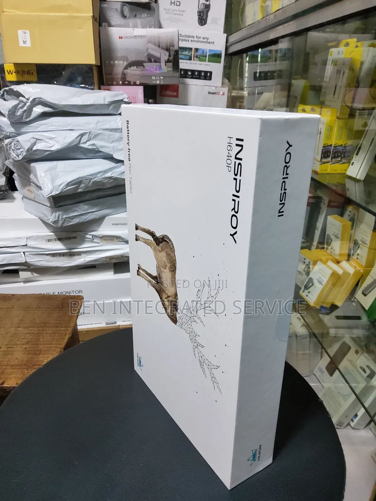 Huion Inspiroy H640p Drawing Tablet: Slim 6x4 Inch Digital Art Pad