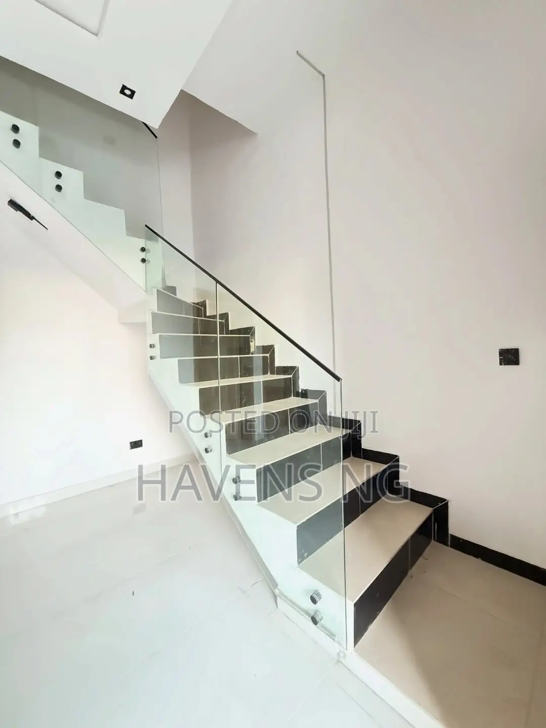 3bdrm Duplex in Sangotedo for sale
