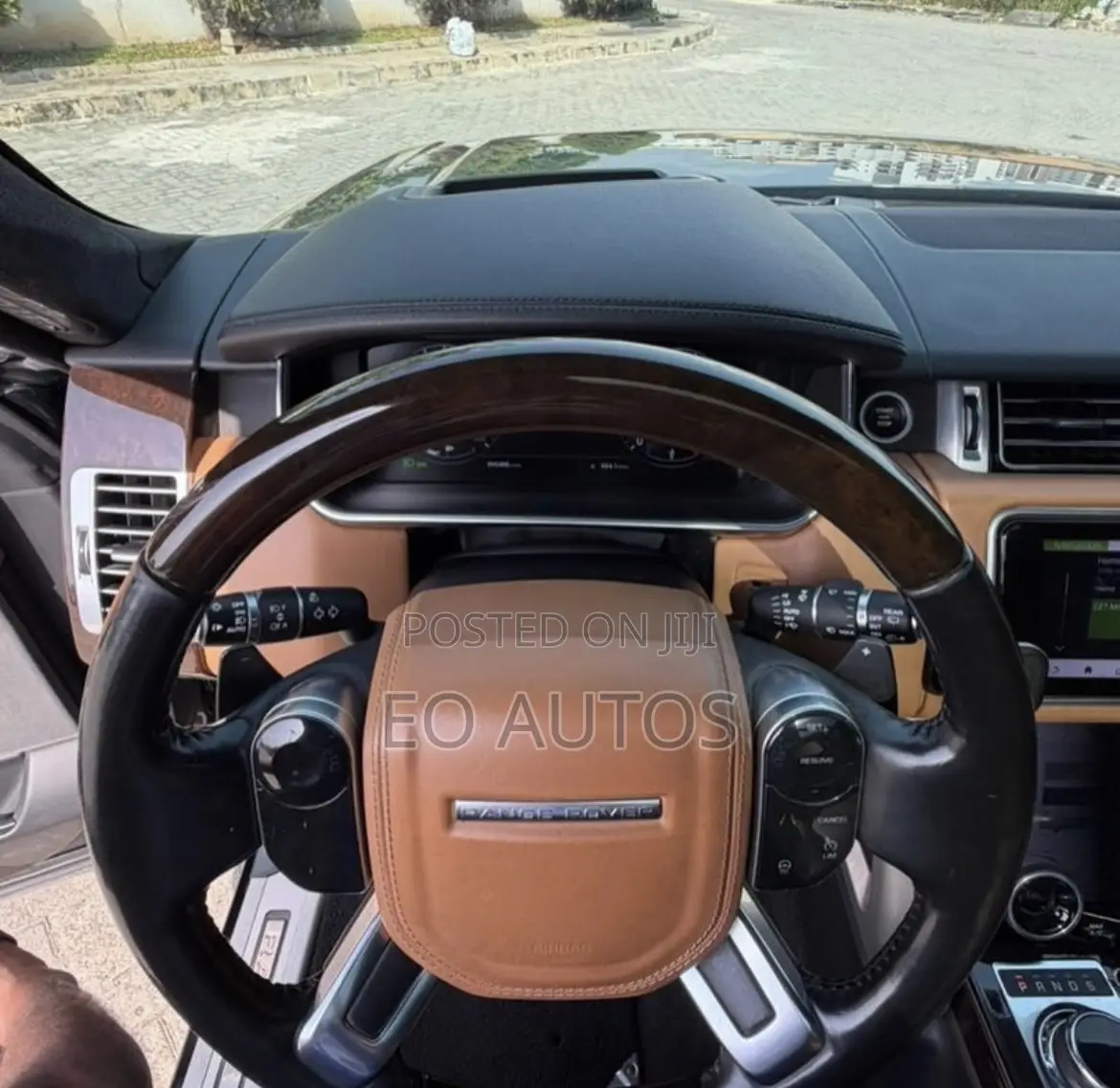 Land Rover Range Rover Vogue 2018 Black
