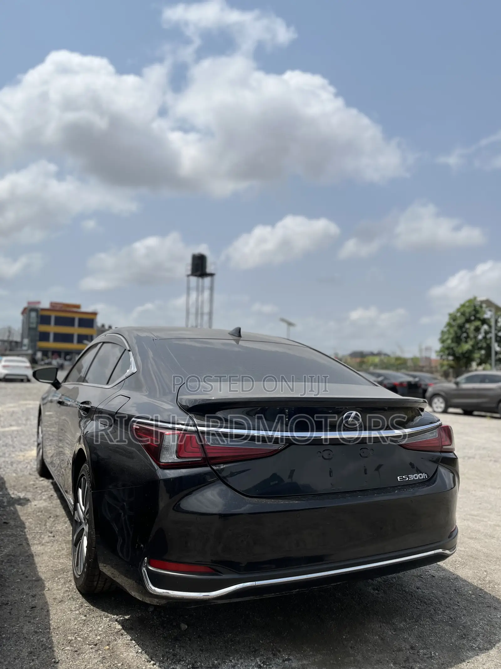 Lexus ES 300H Luxury FWD 2019 Black