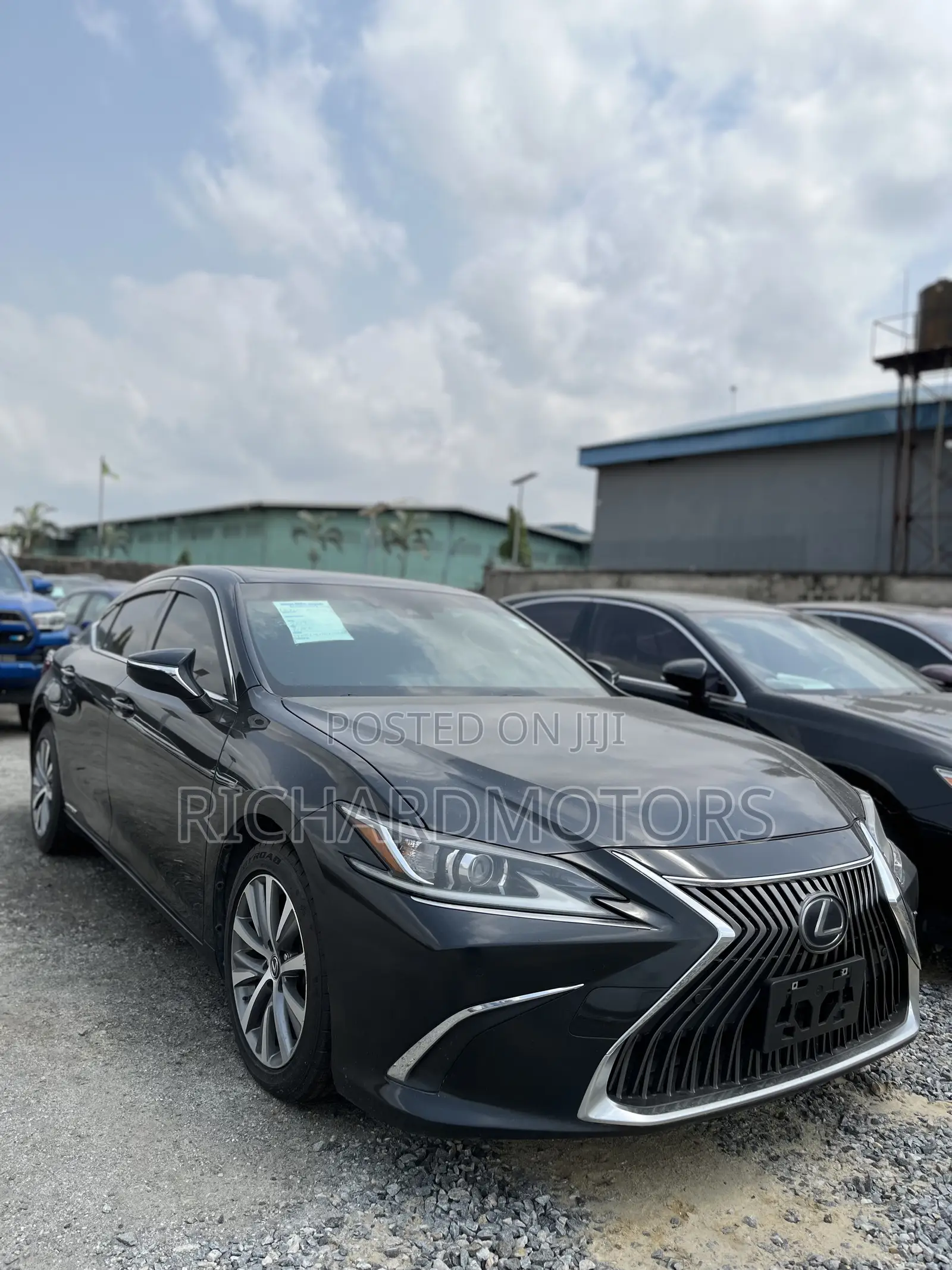 Lexus ES 300H Luxury FWD 2019 Black