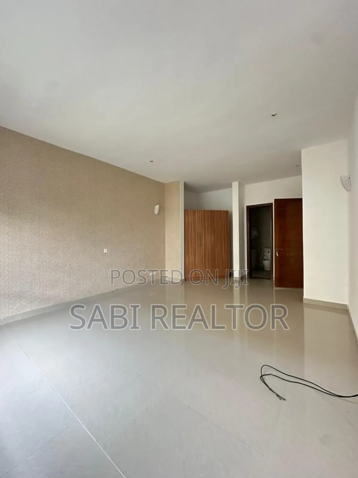 Furnished 3bdrm Duplex in Banana Island for sale