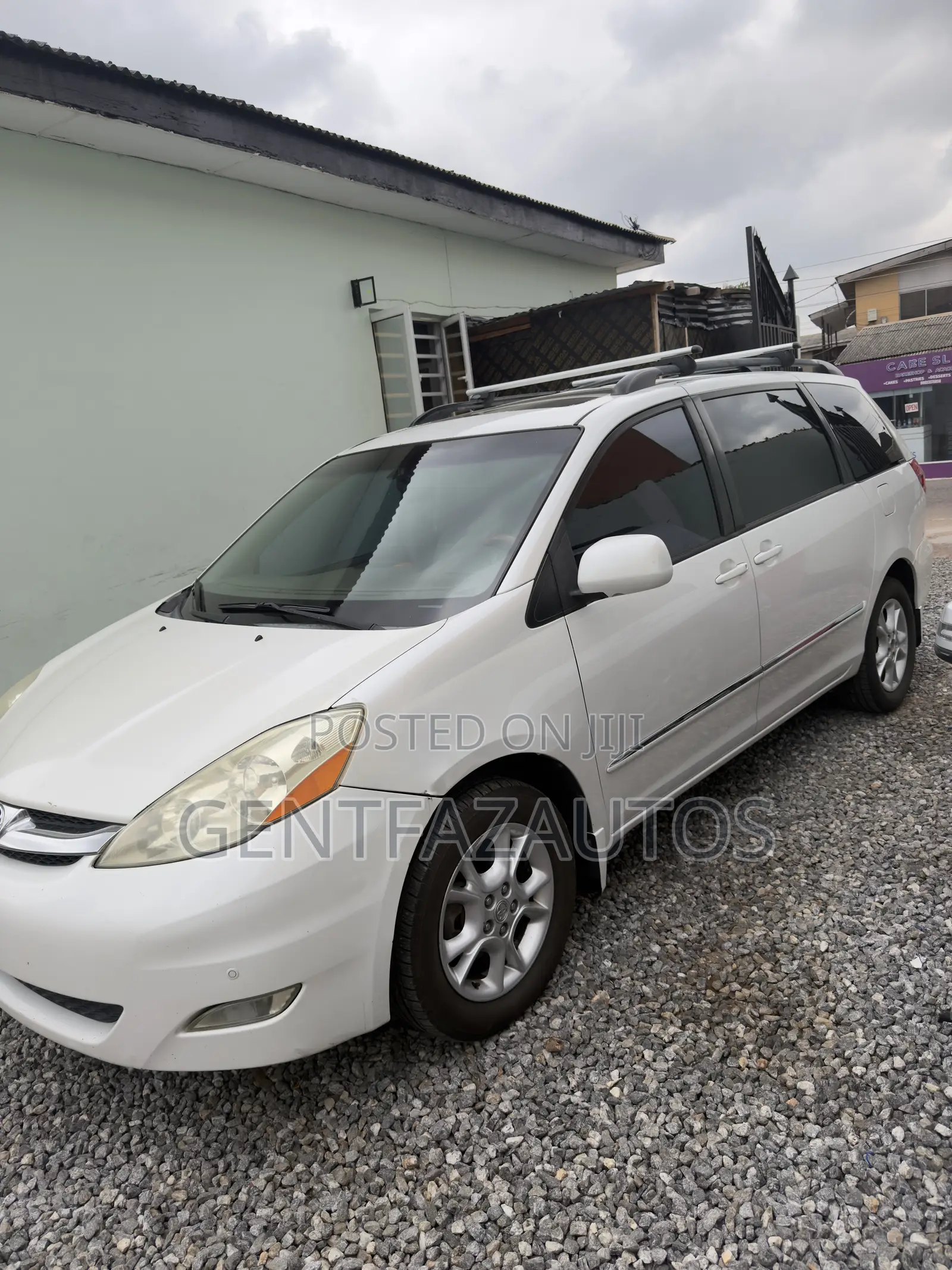 Toyota Sienna XLE Limited AWD 2006 White