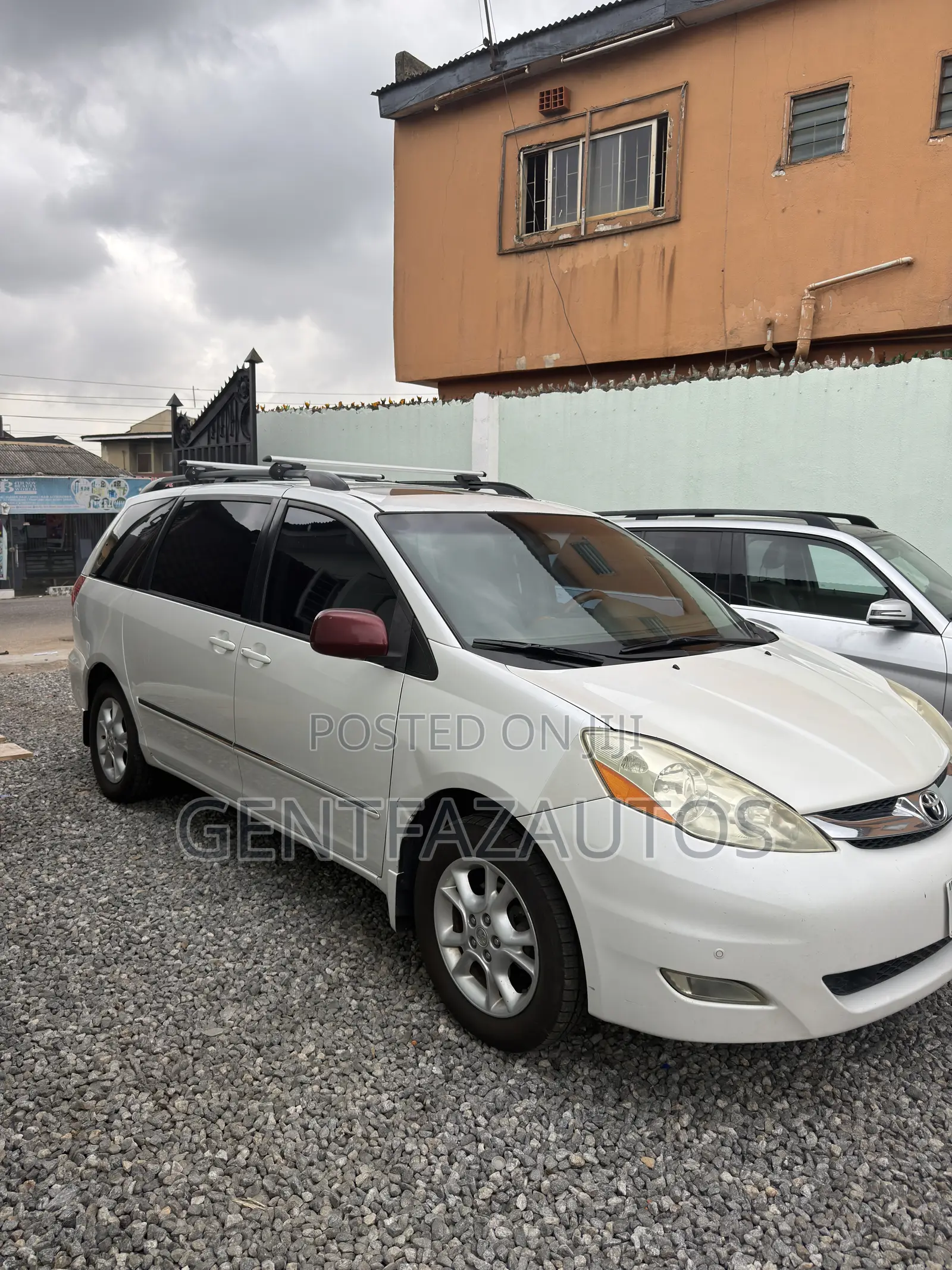 Toyota Sienna XLE Limited AWD 2006 White