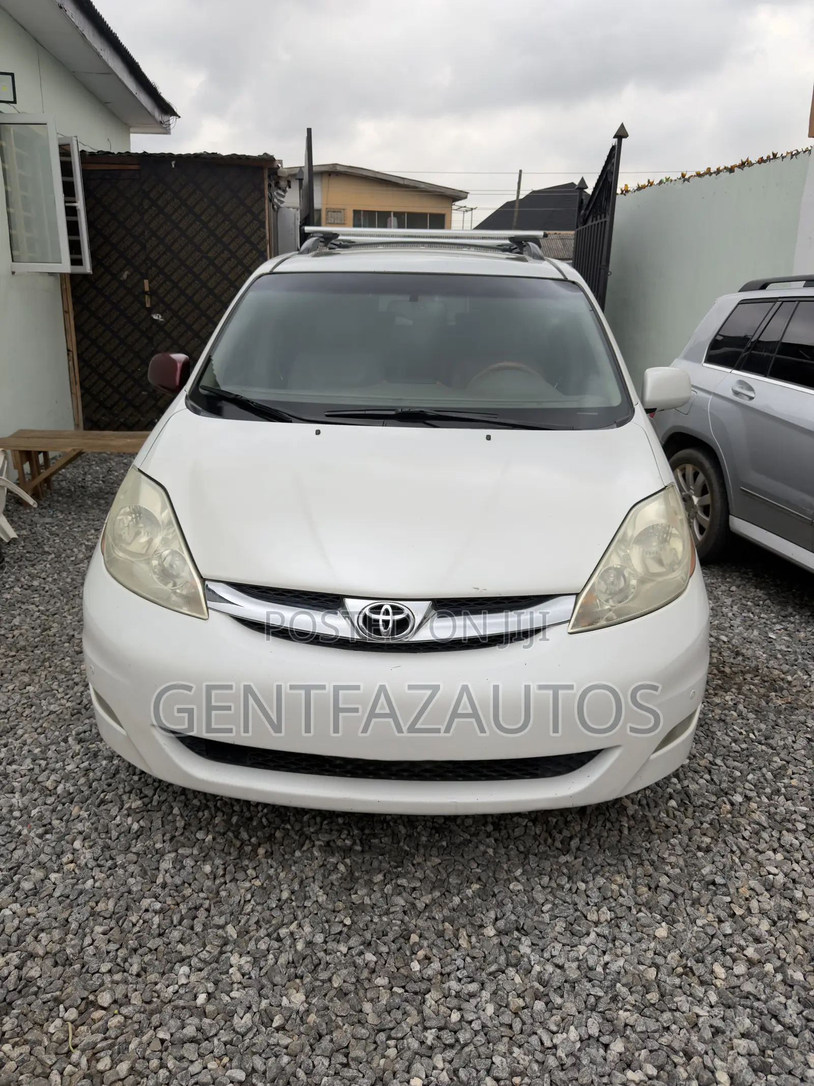 Toyota Sienna XLE Limited AWD 2006 White