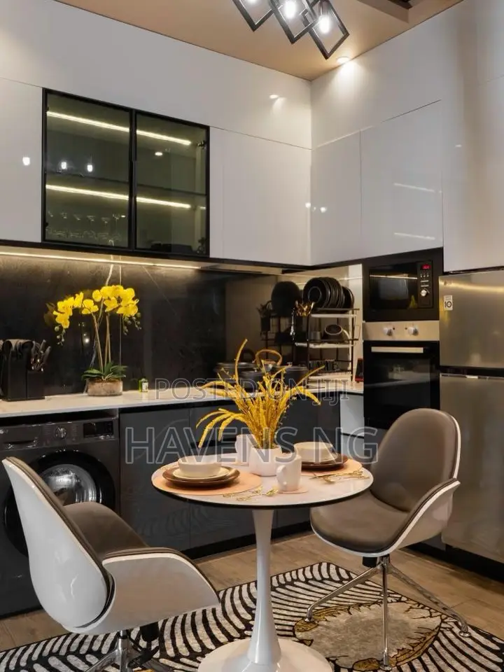 Luxury 1 Bedroom Loft With Swimming Pool