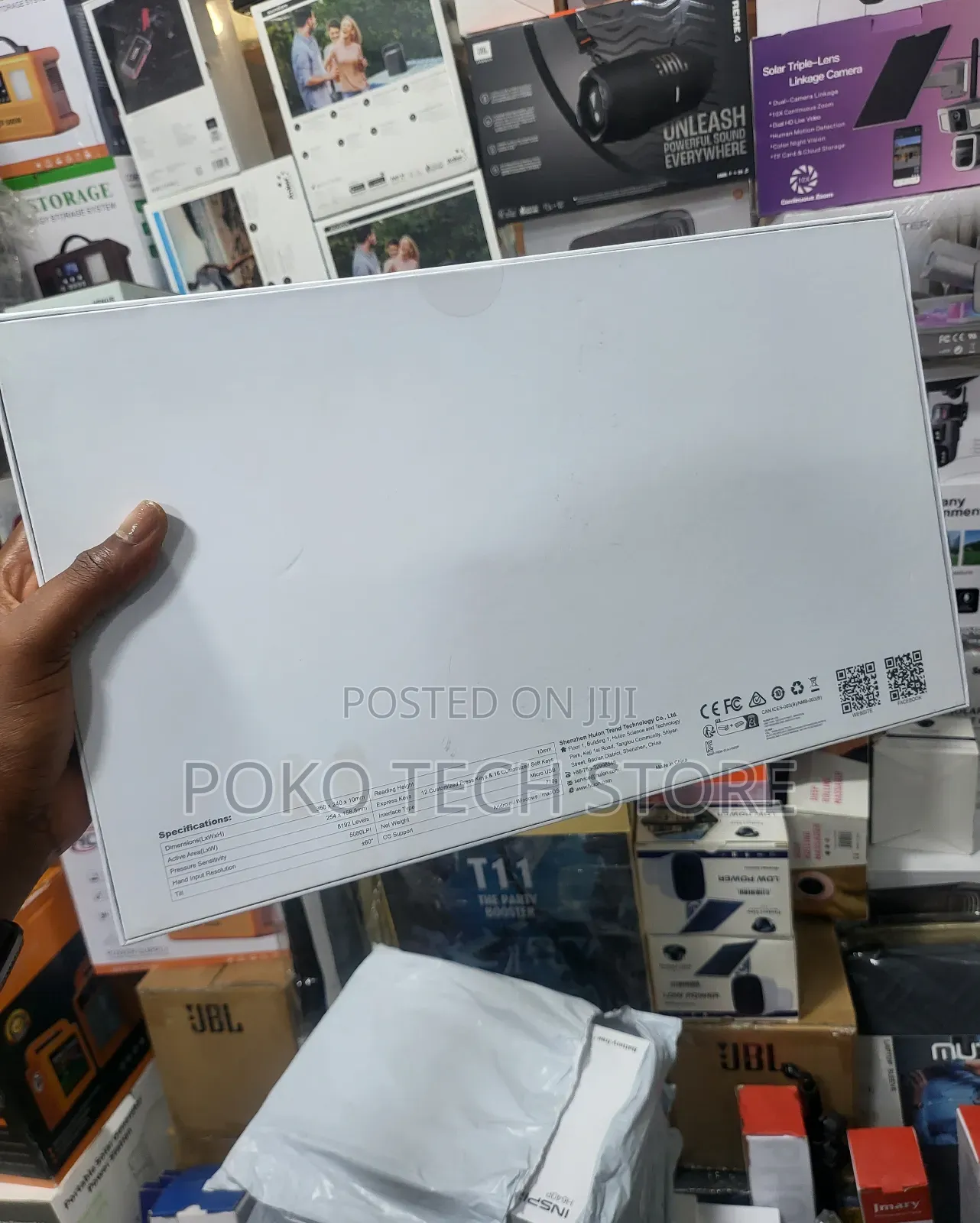Huion Inspiroy H1060p Graphics Drawing Tablet.