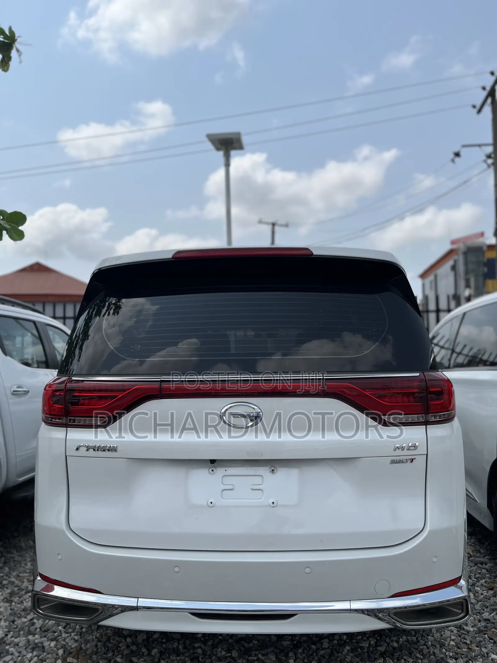 GAC GM8 2022 White