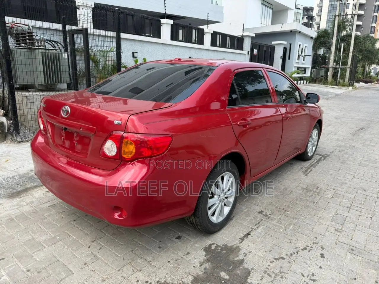 Toyota Corolla LE 4dr Sedan (1.8L 4cyl 4A) 2010 Red