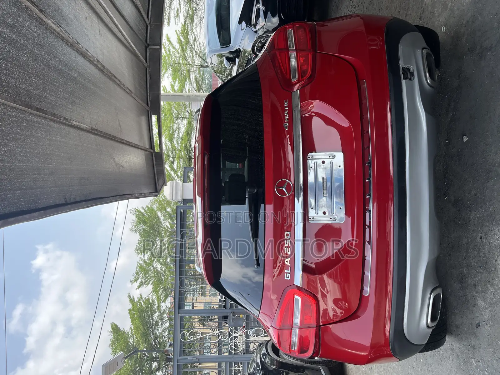 Mercedes-Benz GLA 250 2018 Red