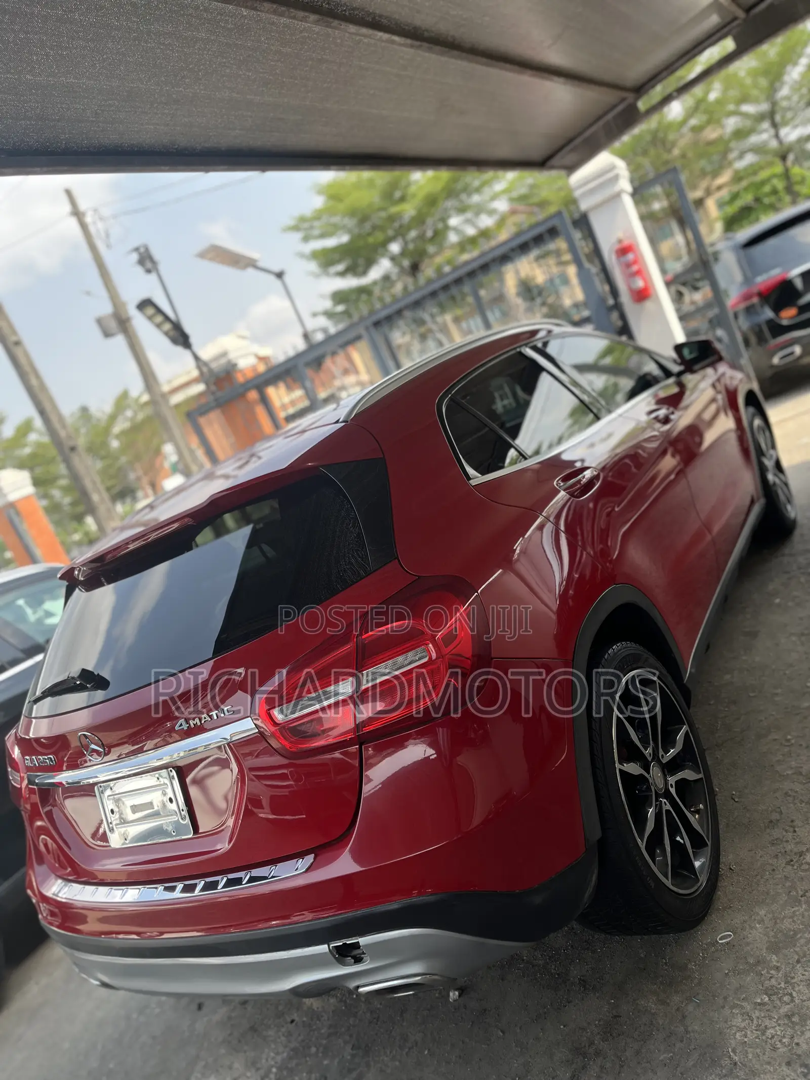 Mercedes-Benz GLA 250 2018 Red
