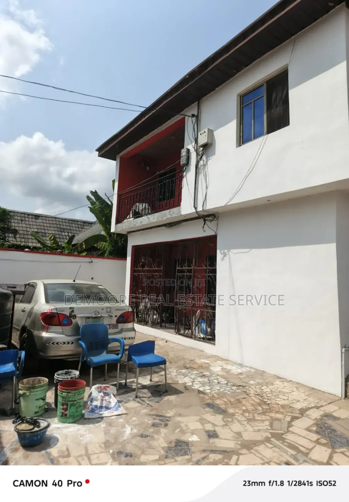 8bdrm Block of Flats in Abaranje, Ikotun / Ikotun/Igando for sale