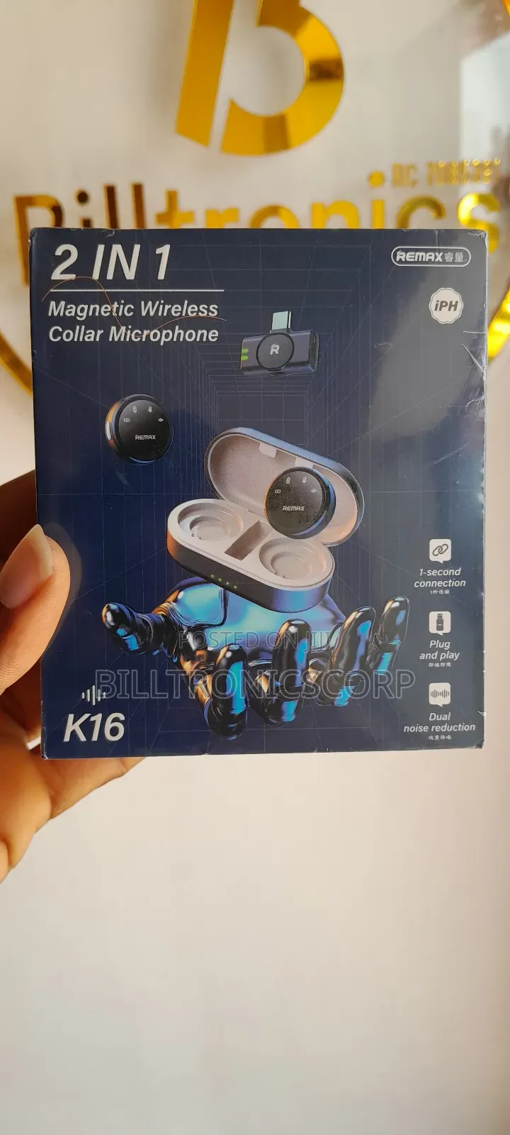 Remax Magnetic Wireless Collar Microphone 2 In1