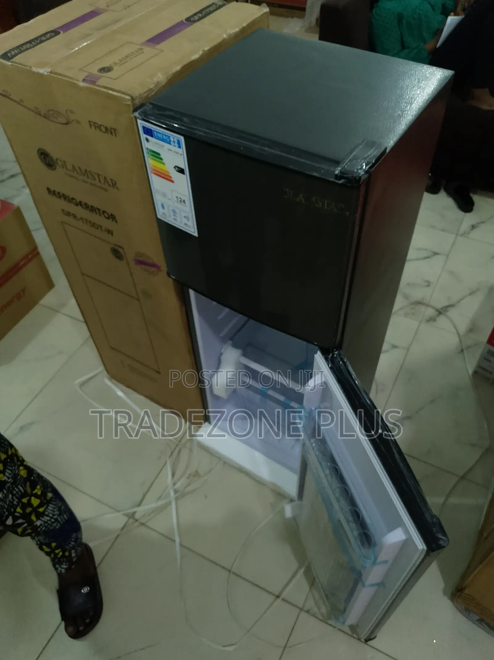 Glasmstar 175l Refrigerator Compact Design With Powerful Cooling