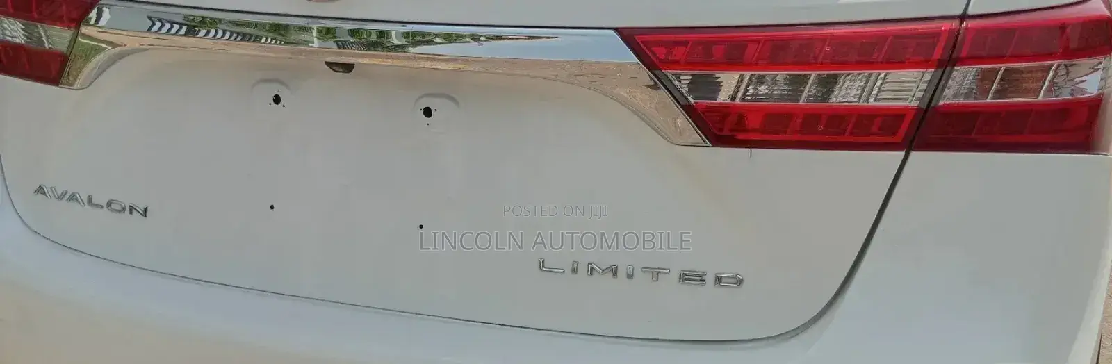 Toyota Avalon Limited 4dr Sedan (3.5L 6cyl 6A) 2014 White