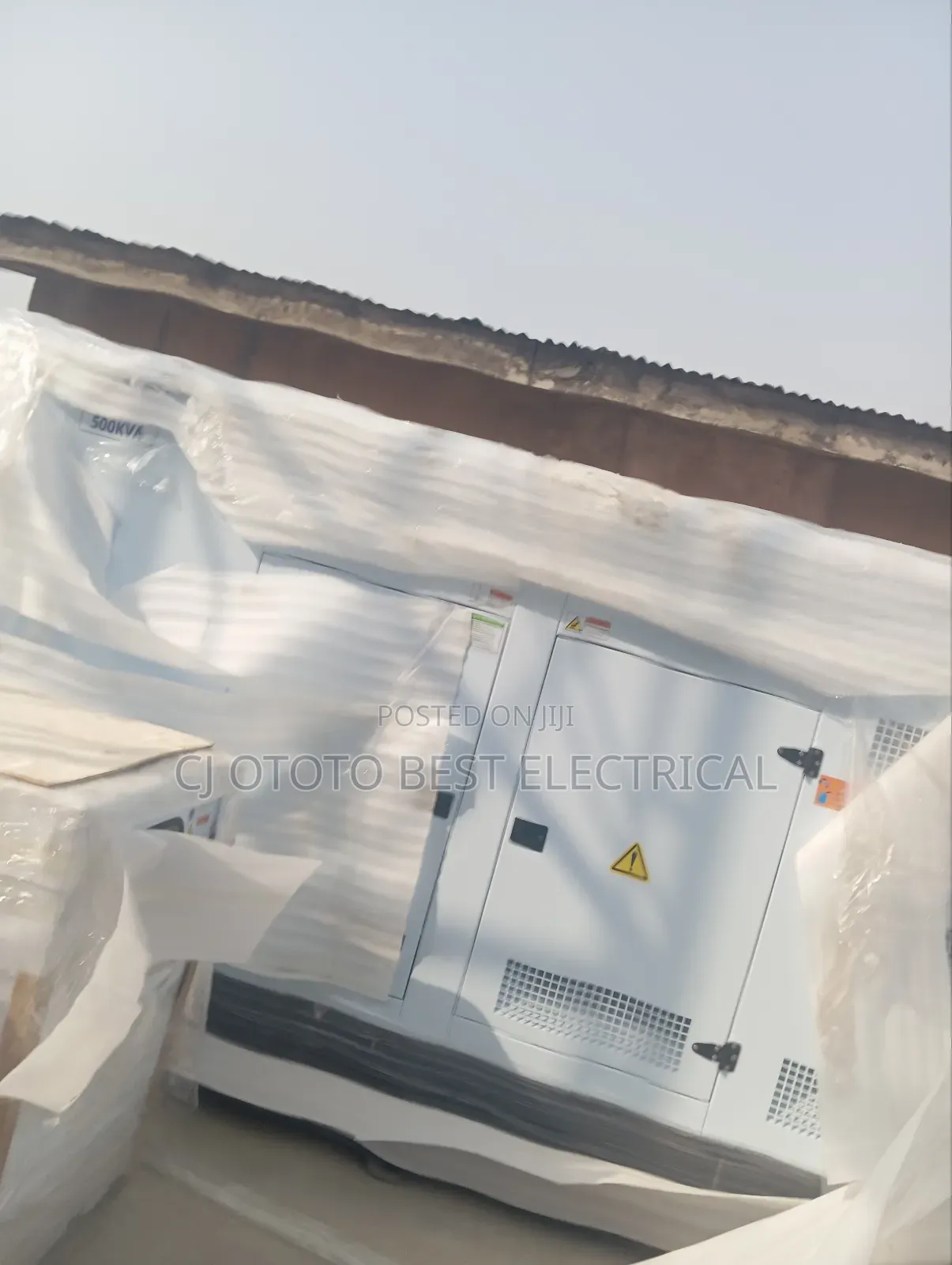 500kva Big England Perkins Generator Soundproof 2 Years Warranty New